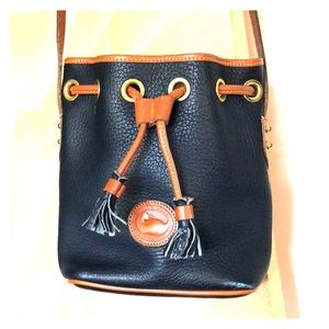 Dooney and Bourke Bucket Crossbody Bag Purse